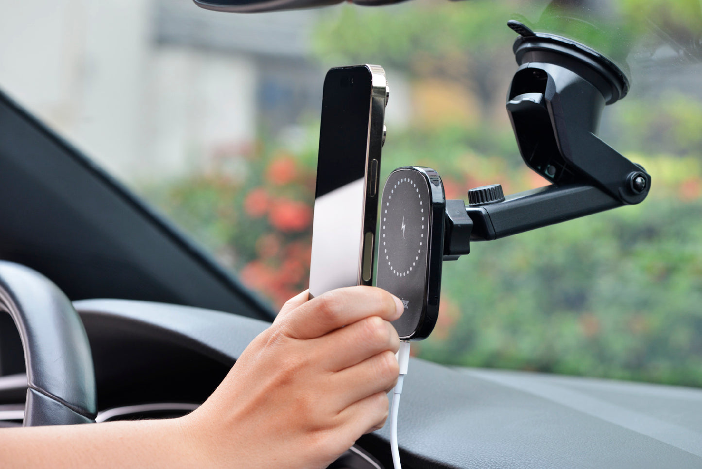 Energizer Wireless Car Charger
